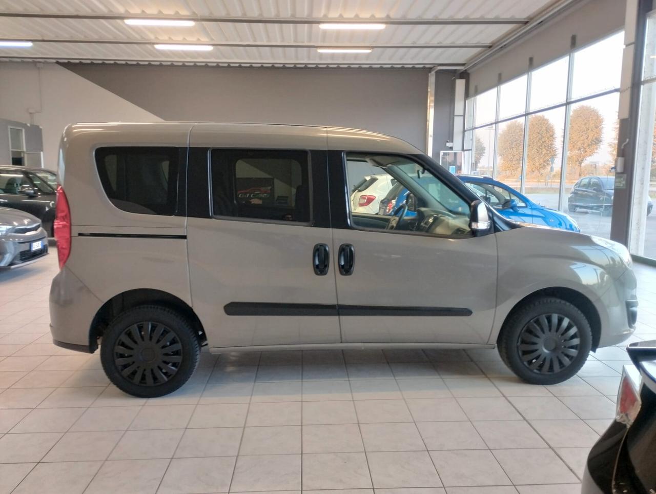 Opel Combo 1.4 95CV PC-TA Cosmo 123.000KM