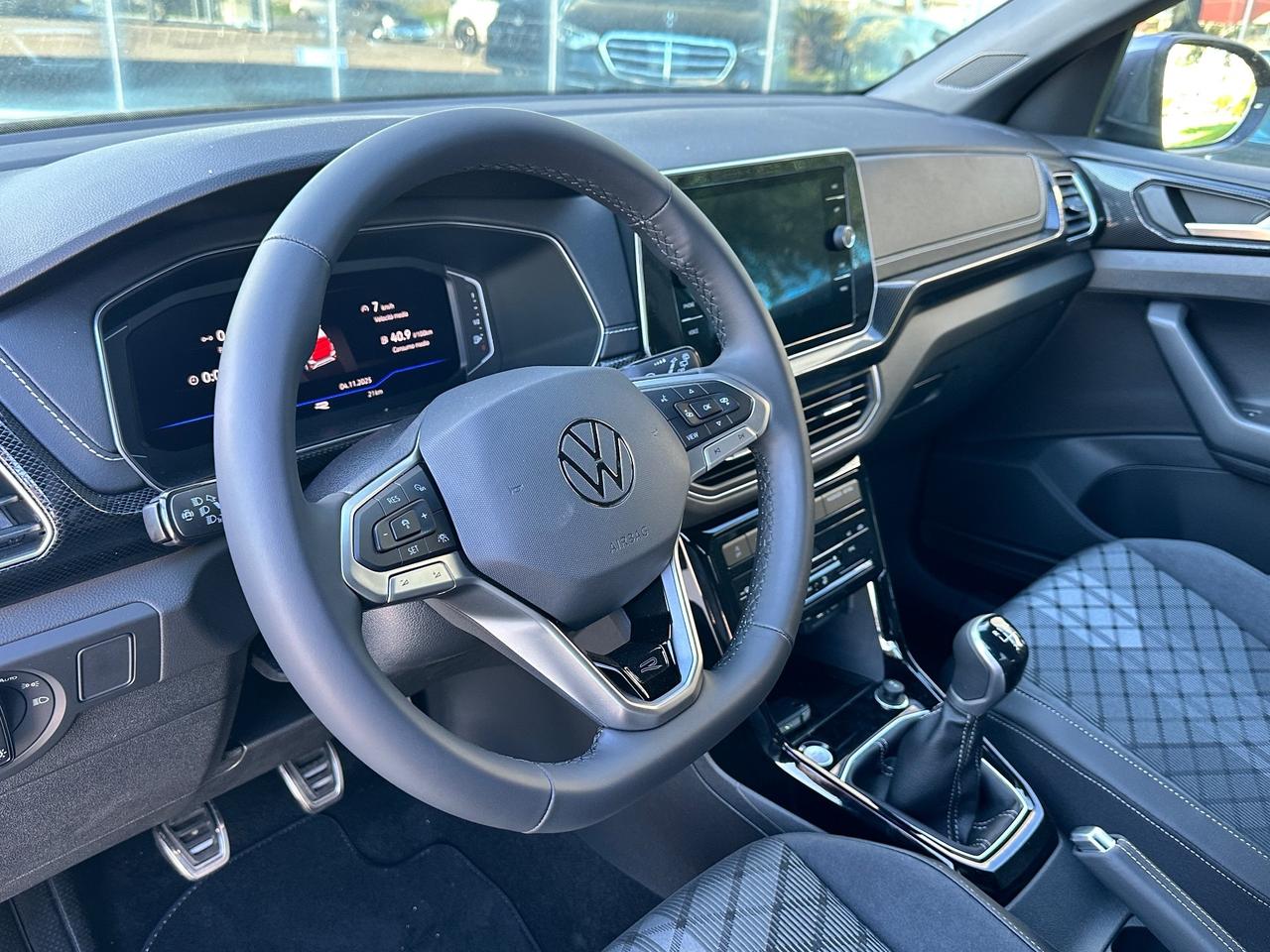 Volkswagen T-Cross R-Line 115cv possibilità noleggio no scoring