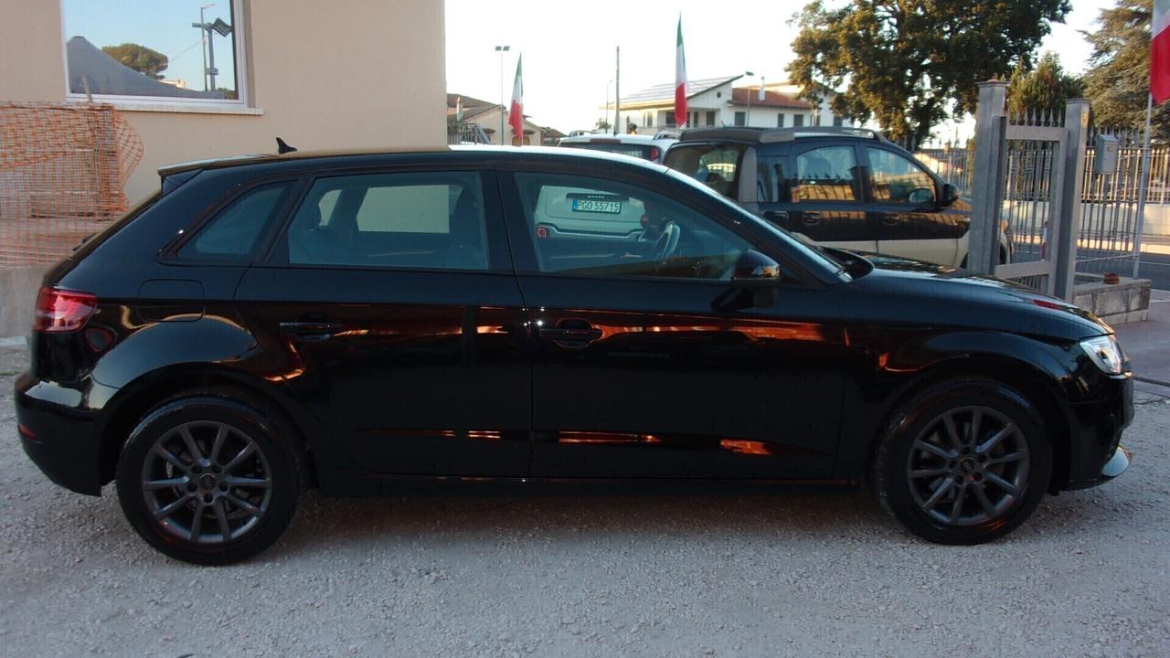 Audi A3 SPB 1.6 TDI 116 CV S tronic Sport