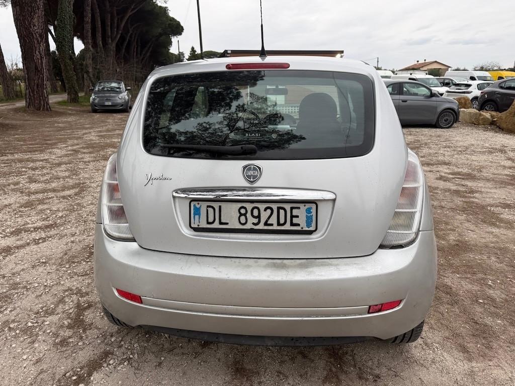 Lancia Ypsilon 1.2 Argento