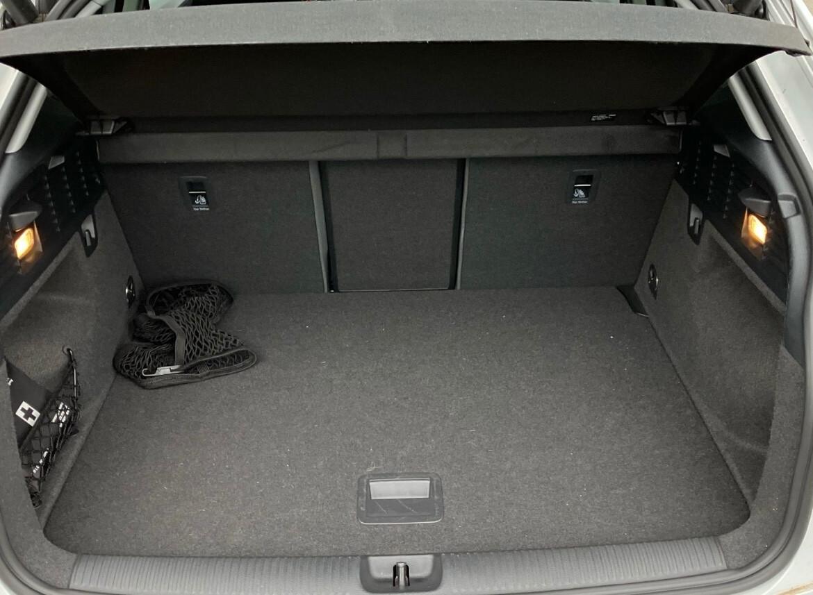 Audi Q2 S line 30 TDI