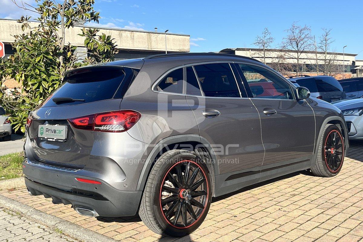 MERCEDES GLA 200 d Automatic Premium