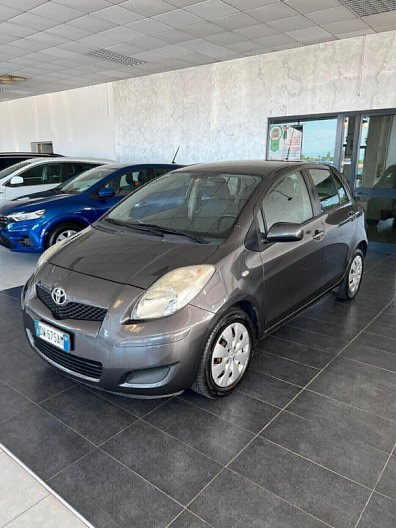 Toyota Yaris 1.3 5 porte Sol