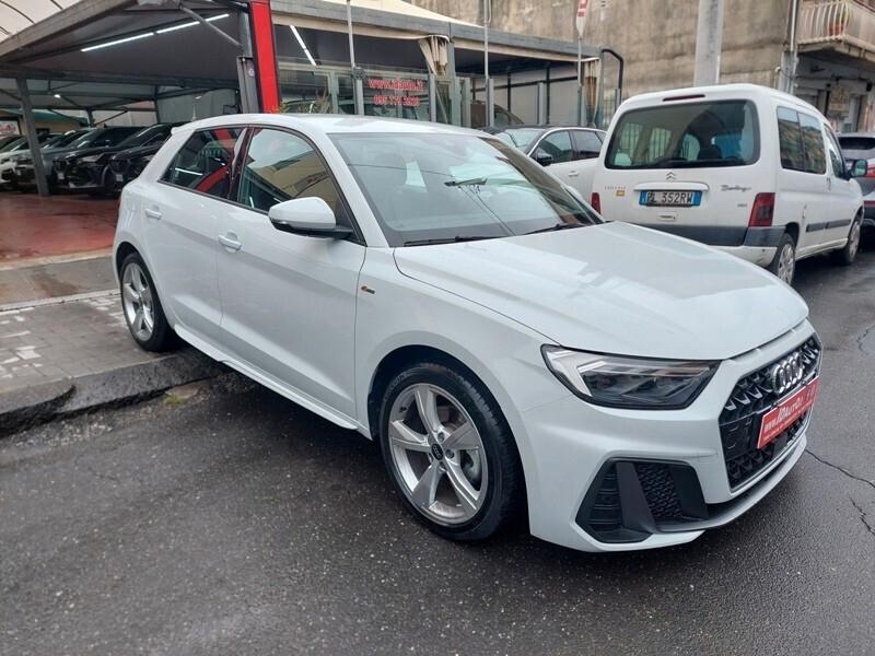 Audi A1 SPB 30 TFSI S tronic line edition
