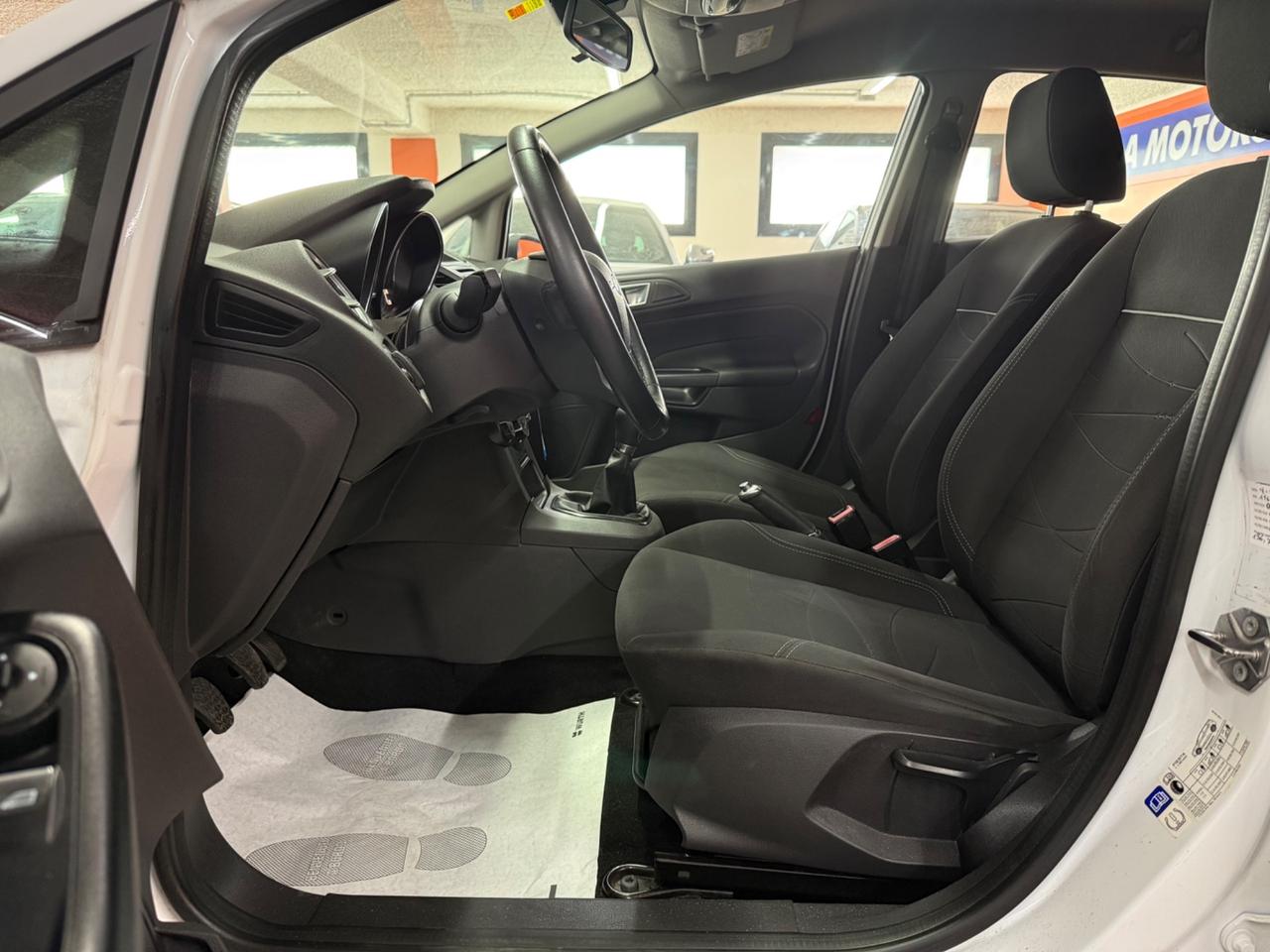 Ford Fiesta 1.5 TDCi 75CV 5 porte Business