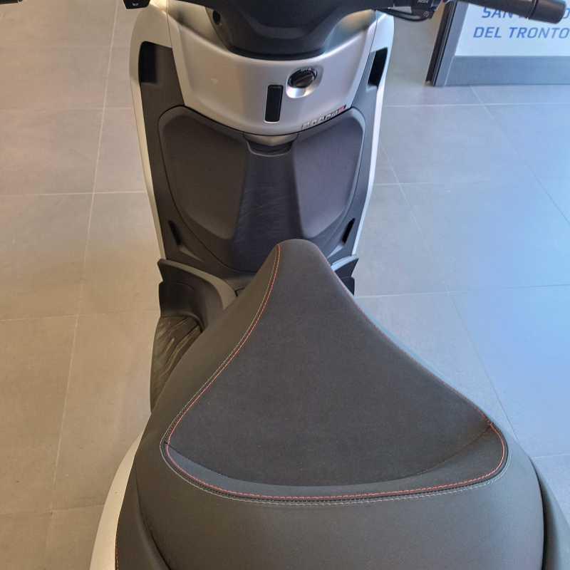 Piaggio Beverly 300 S - 2023