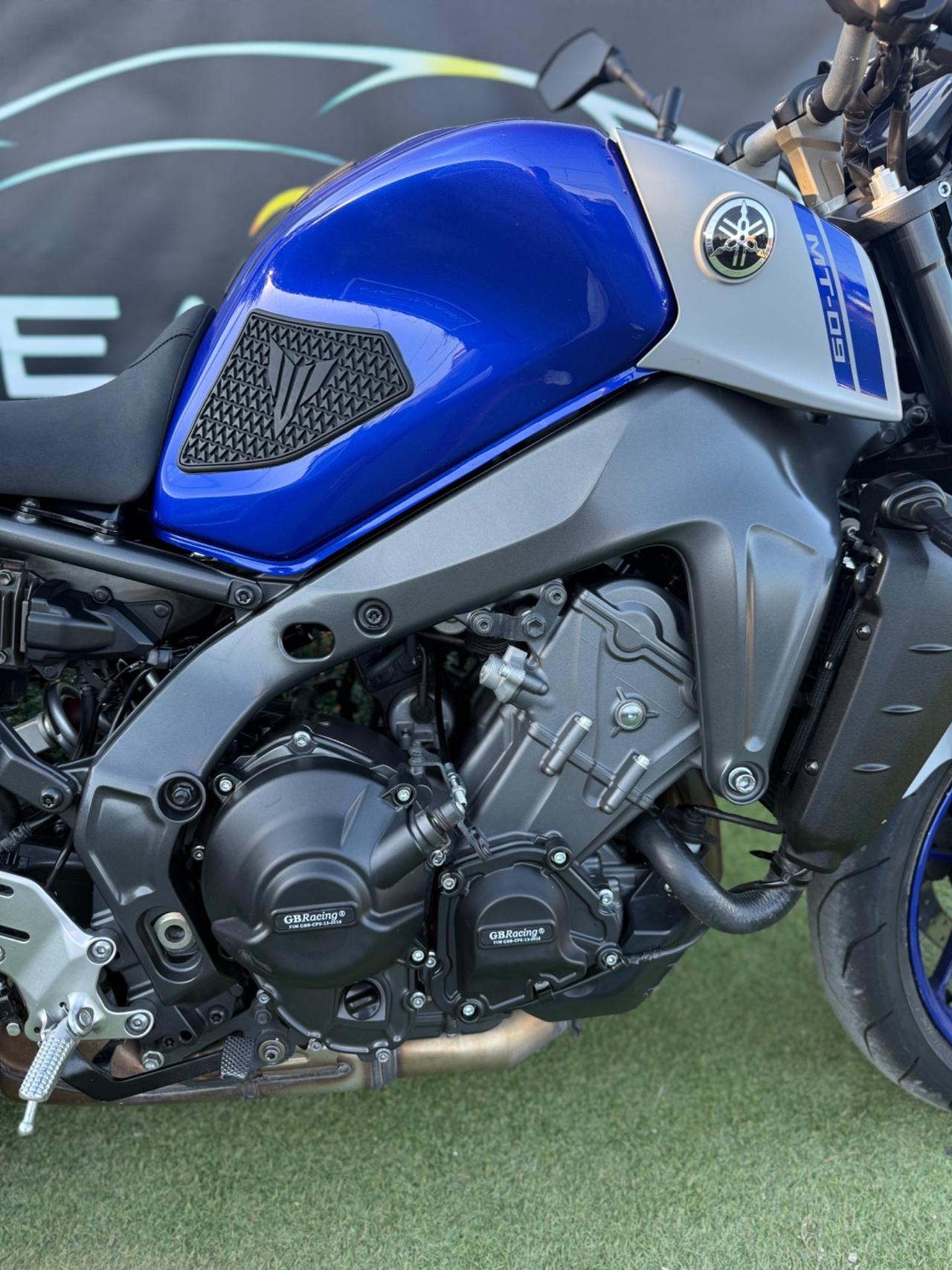 Yamaha MT 09 2021 QUICKSHIFTER FULL OPT