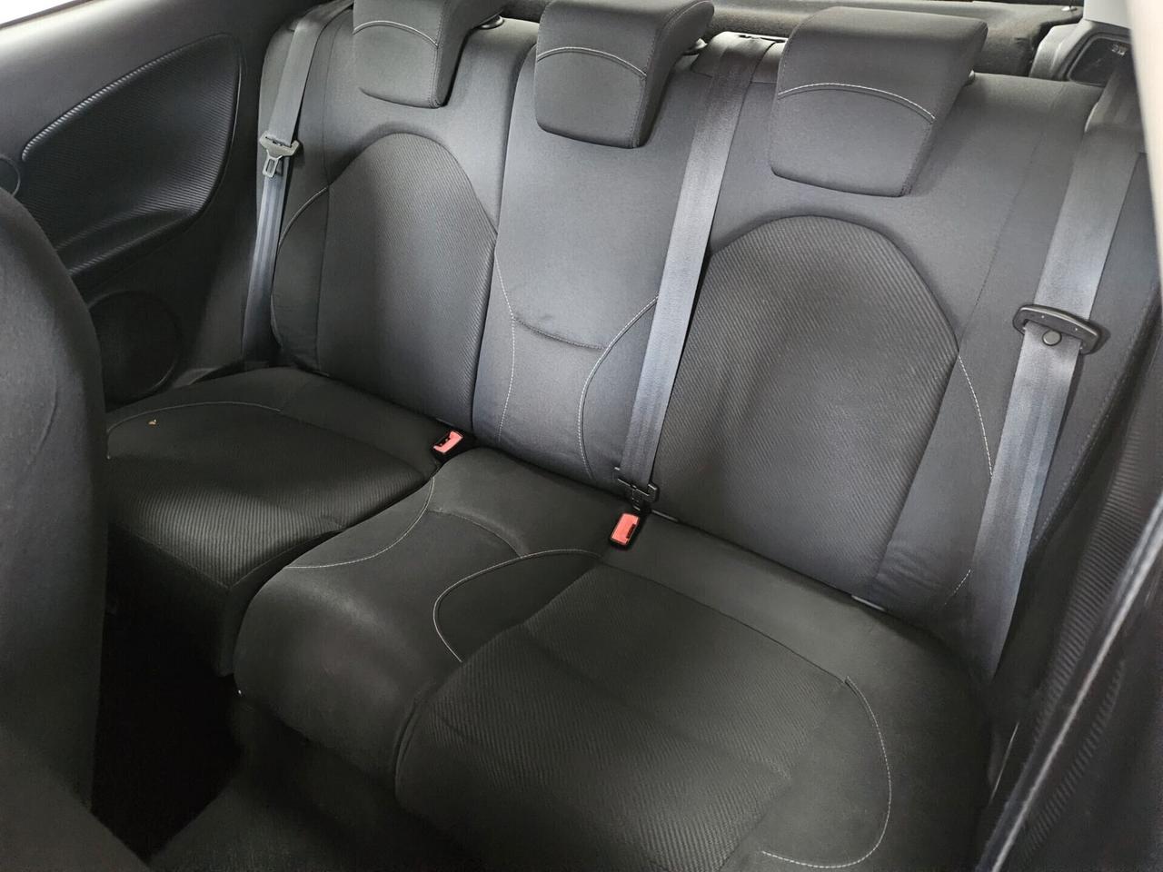 Alfa Romeo MiTo 1.3 JTDm-2 95 CV S&S Distinctive Sport Pack