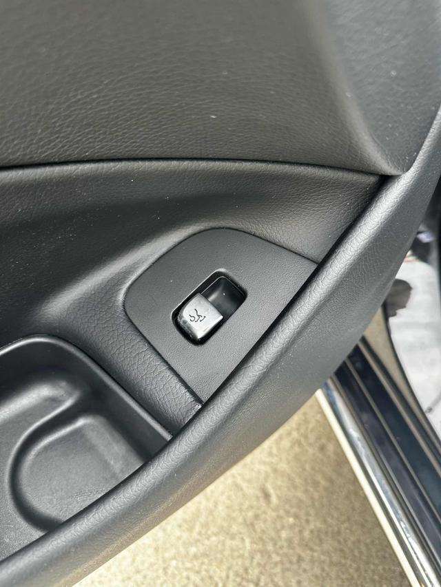 MERCEDES-BENZ E 200 d S.W. Auto Avantgarde