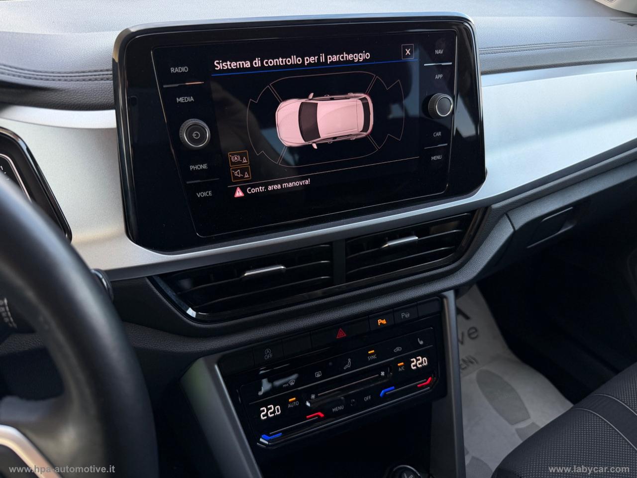 VOLKSWAGEN T-Roc 2.0TDI LED CARPLAY PARK ASSIST ACC