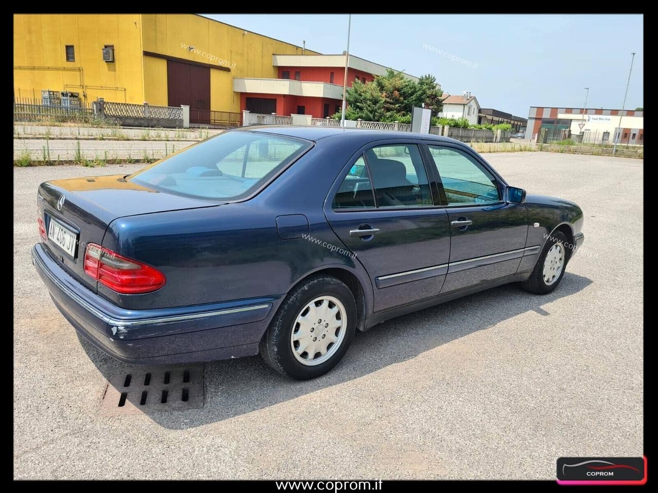 Mercedes-benz E 200 200 E Elegance Benzina