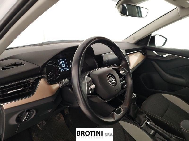 Škoda Kamiq 1.0 TSI 95cv BLACK DOTS