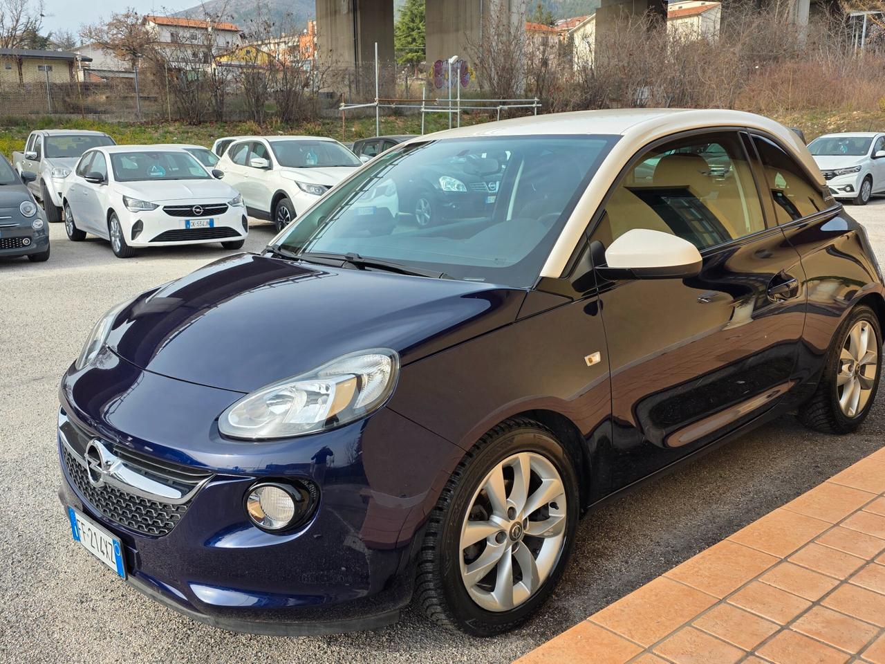 Opel Adam 1.2 70 CV