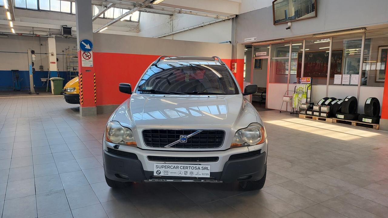 Volvo XC 90 XC90 2.4 D5 185 CV aut. AWD 7 POSTI