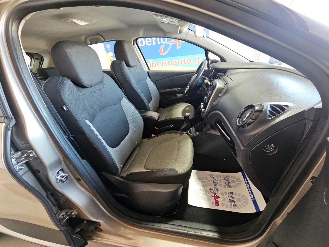 Renault Captur 1.5 dci Iconic 90cv