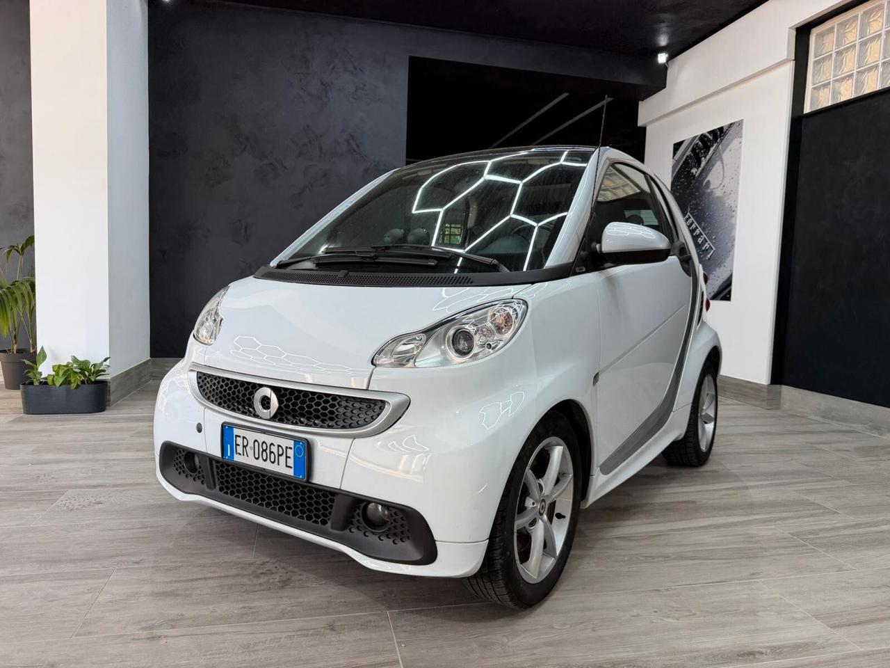 Smart ForTwo 1000 52 kW coupé passion