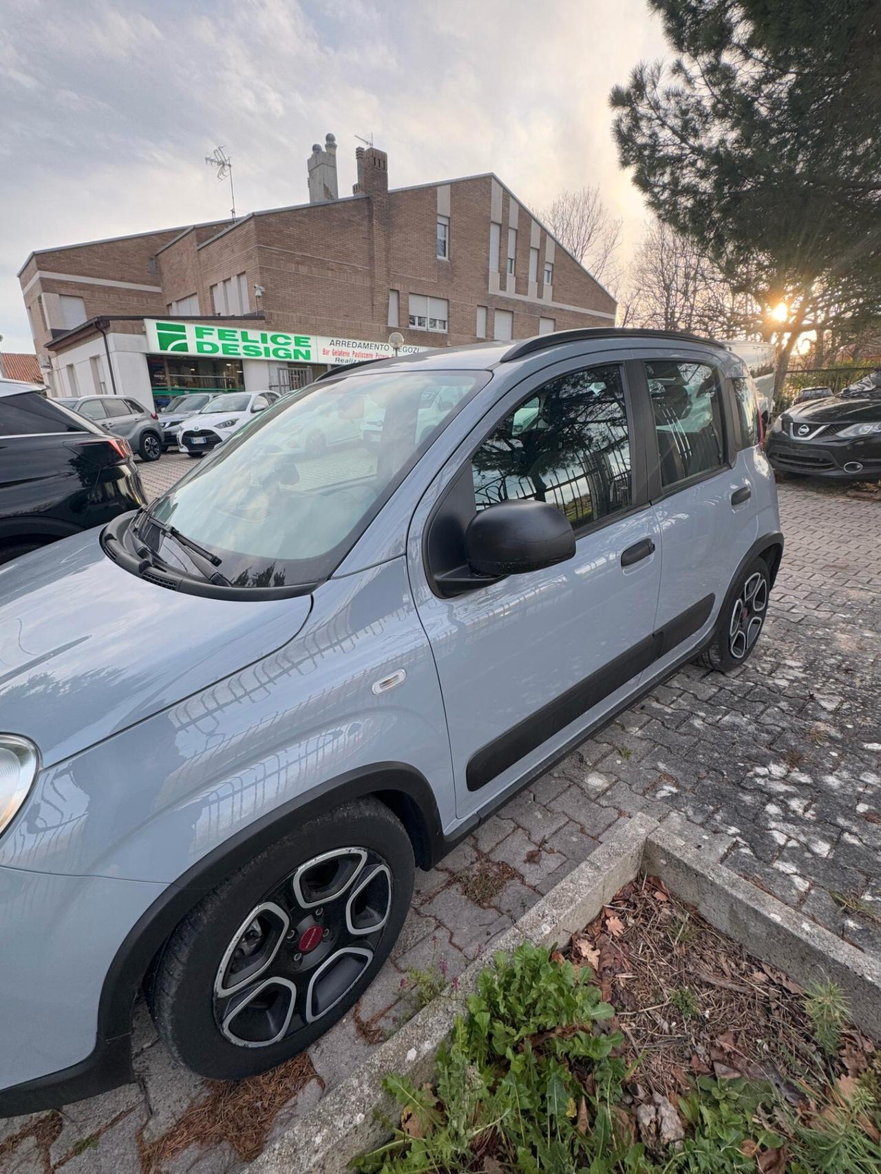 FIAT PANDA HYBRID 1.0 70CV 2022