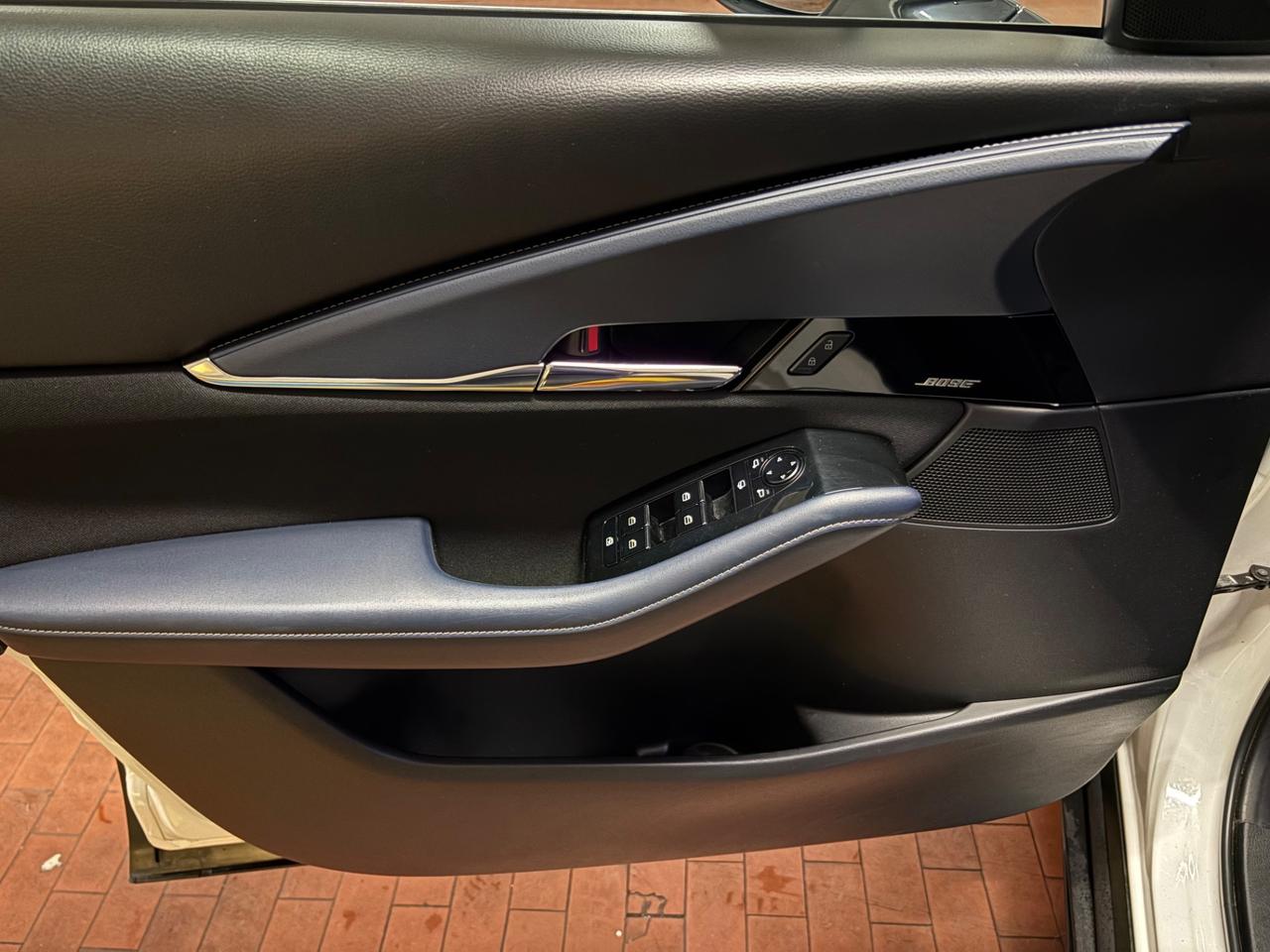 Mazda CX-30 2.0L Skyactiv-G M Hybrid 2WD Executive