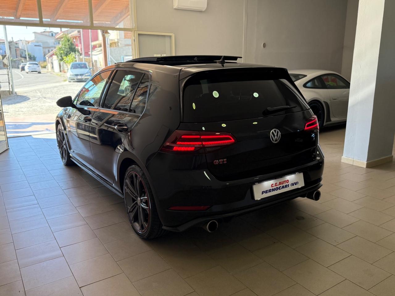 Volkswagen Golf GTI Performance 2.0 245 CV TSI DSG 5p. BMT