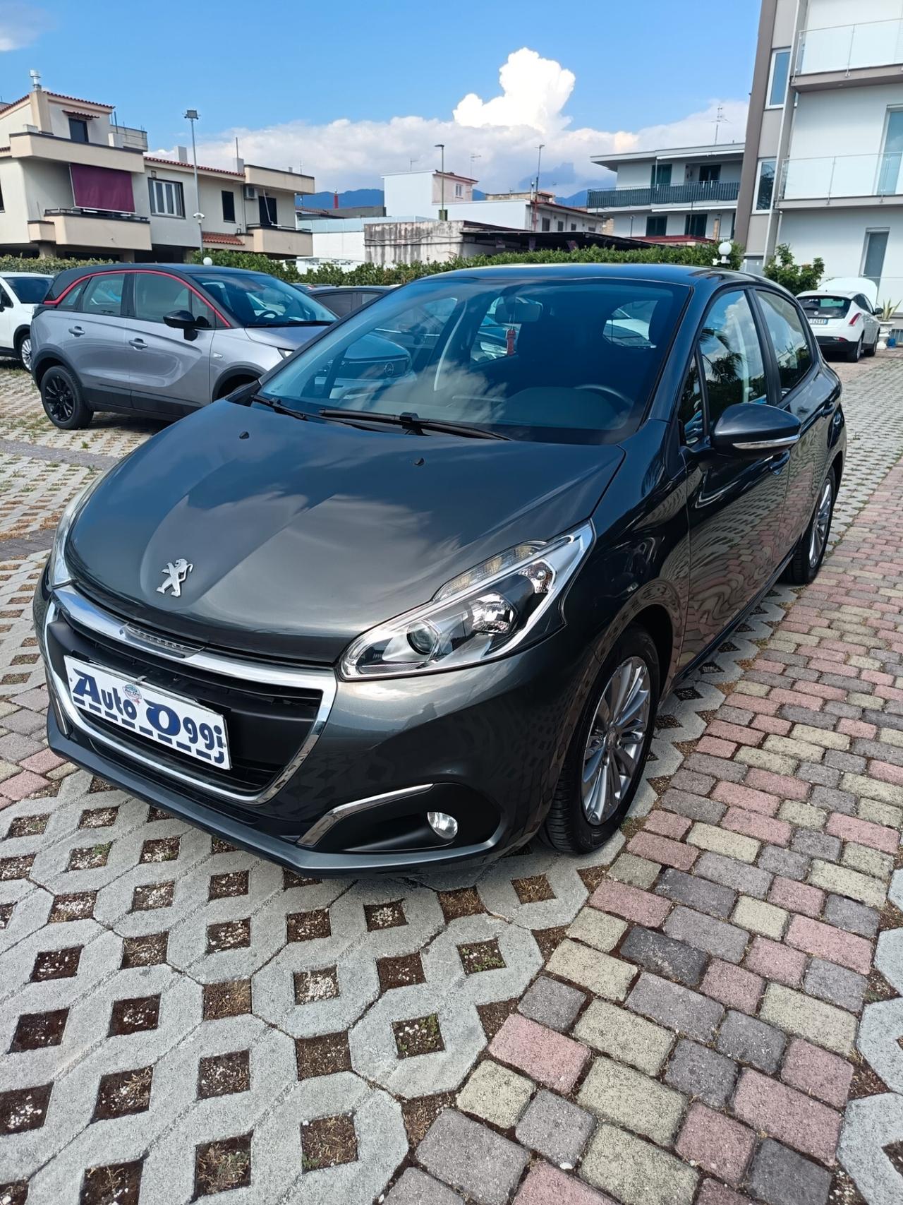 Peugeot 208 PureTech 82 5 porte Allure"FINO AL 15/08 P.P. INCLUSO"