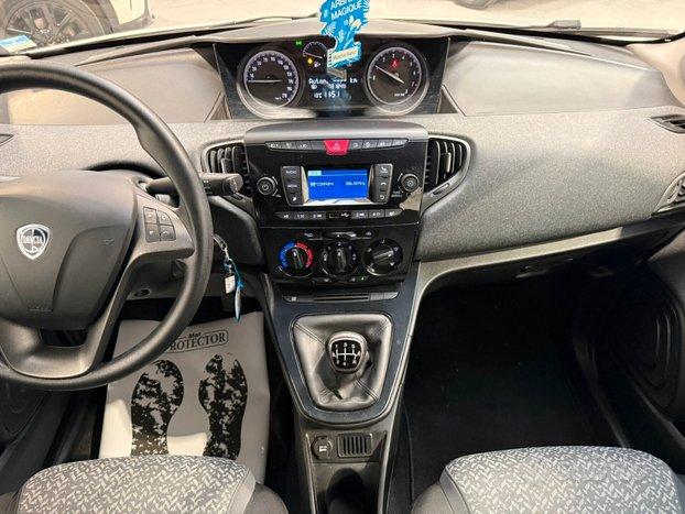 Lancia Ypsilon 1.2 69 CV S&S Elefantino Blu