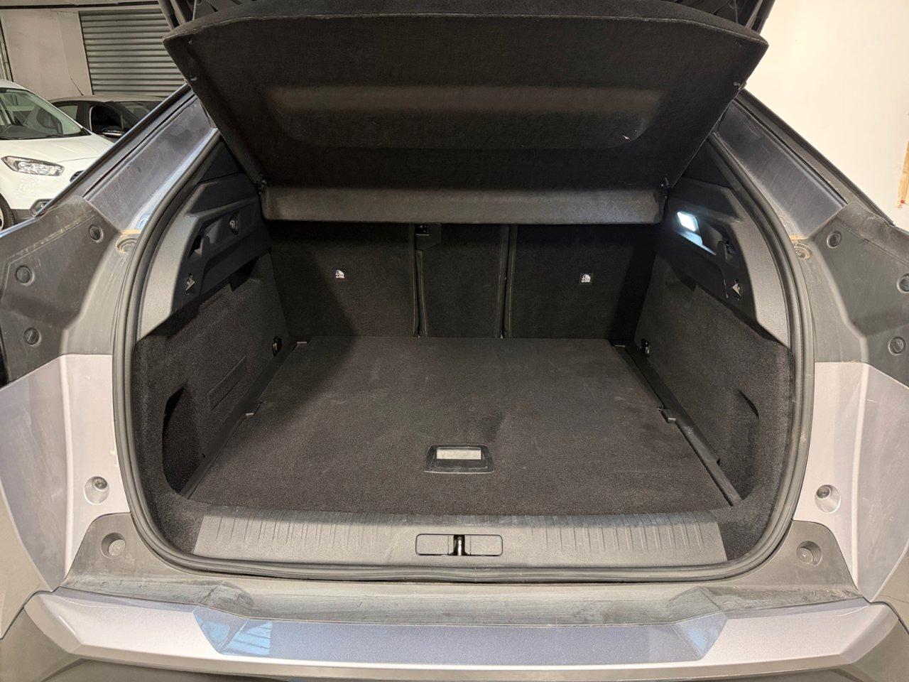 Peugeot 3008 3008 1.2 hybrid Allure 145cv e-dcs6