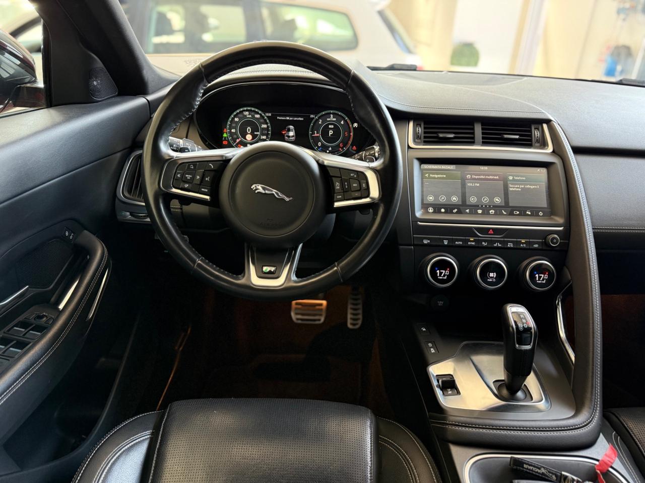 Jaguar E-Pace 2.0D 240 CV AWD aut. R-Dynamic HSE