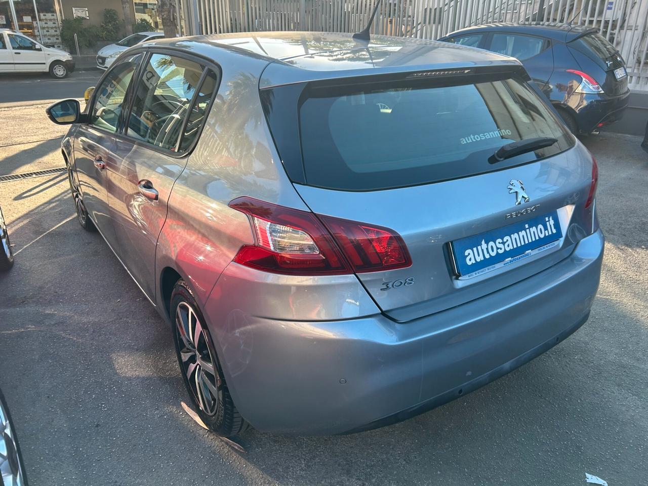 Peugeot 308 1.6 e-HDi 115 CV Stop&Start Business