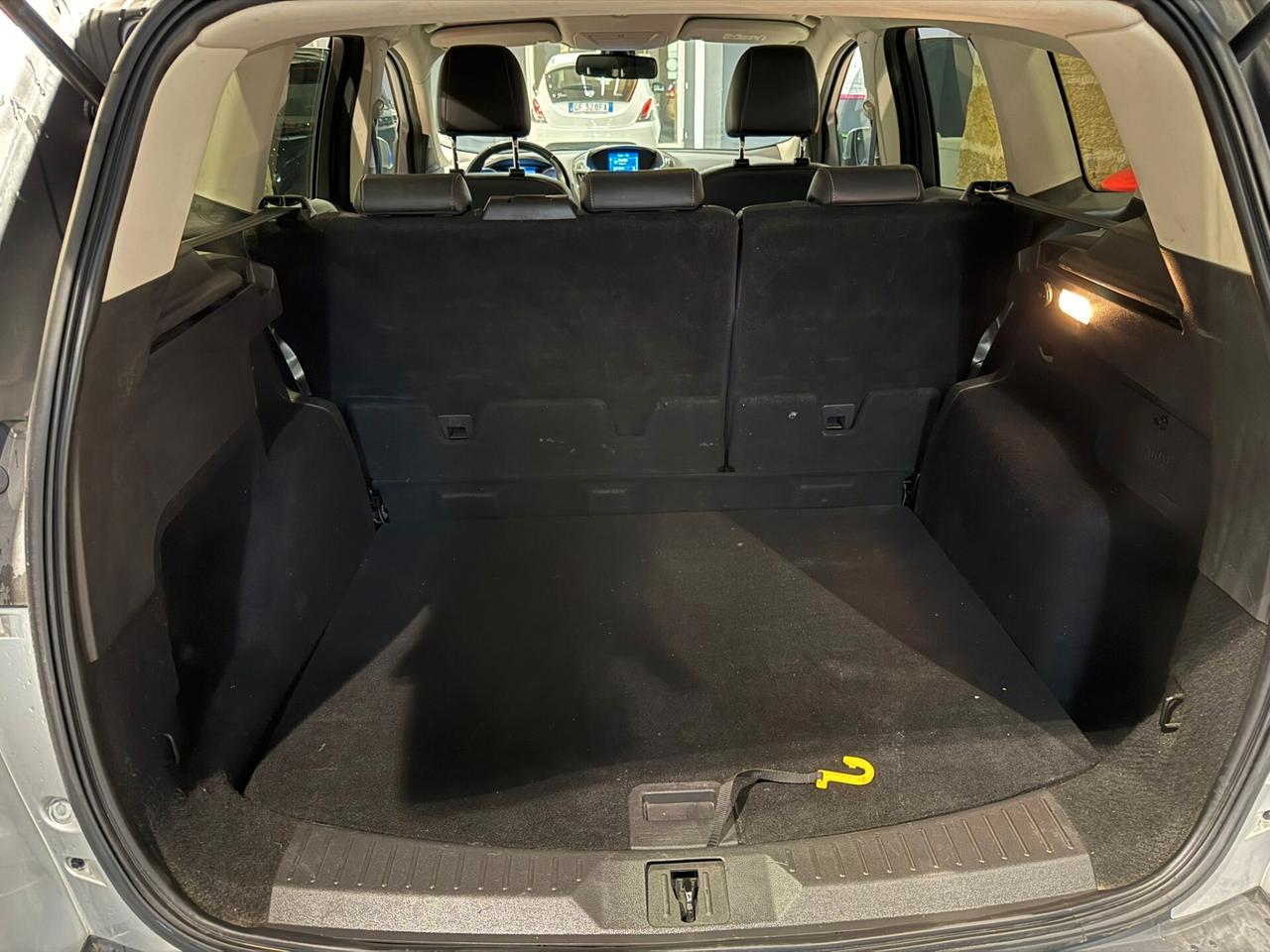 Ford Kuga 2.0 TDCI 120 CV S&S 2WD Titanium