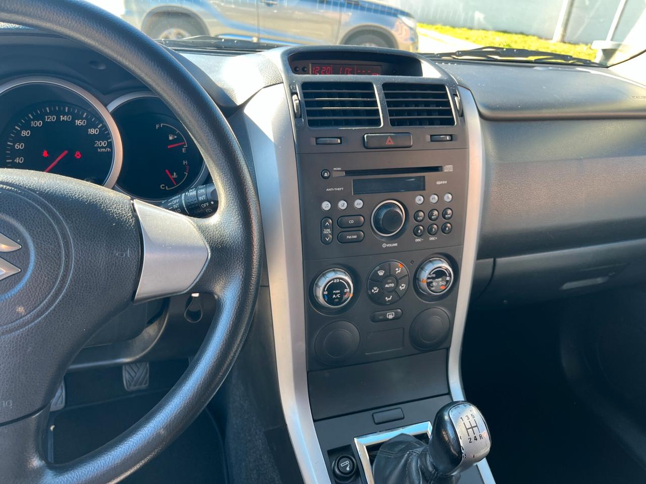 Suzuki Grand Vitara 1.6 *4X4 *BENZINA *POCHI KM