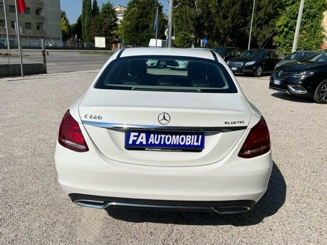 MERCEDES-BENZ C 220 d Auto Sport