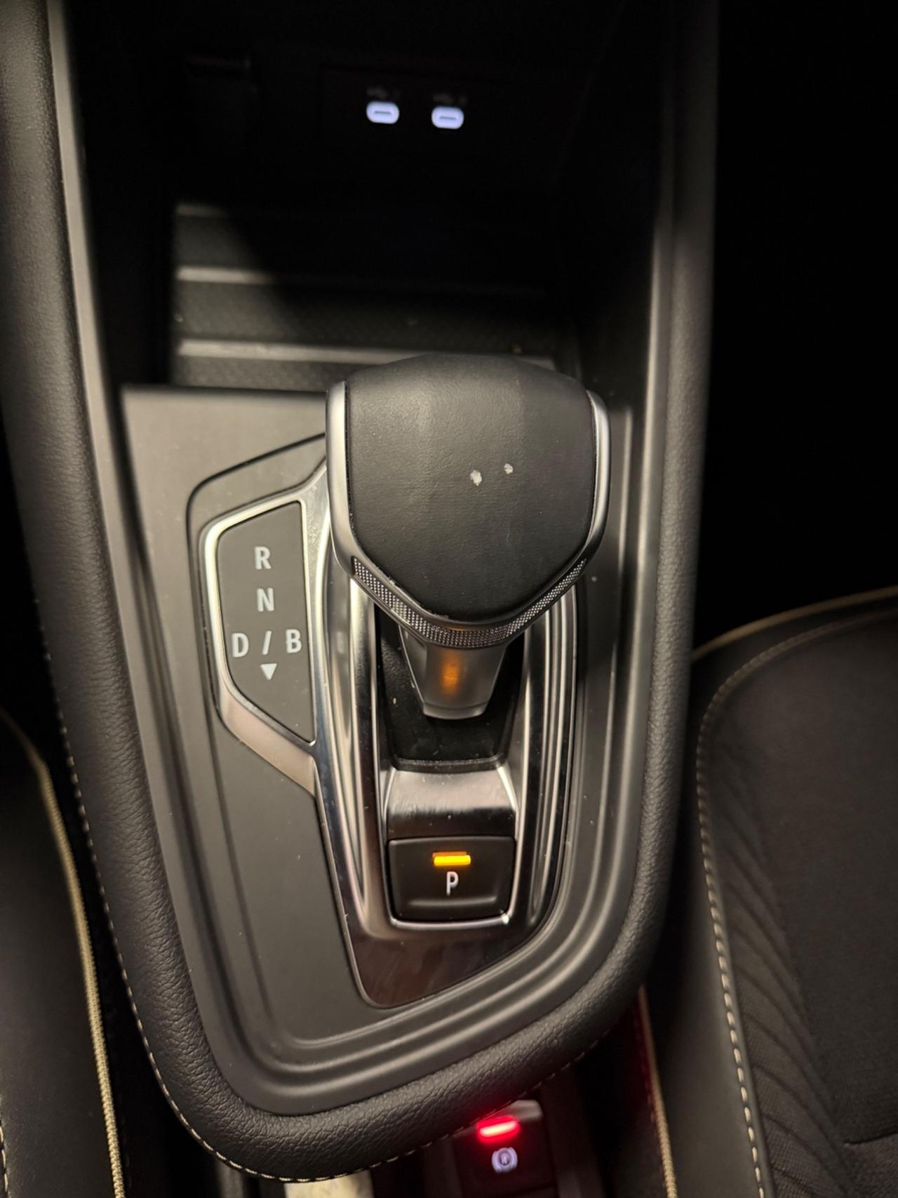 Renault Symbioz Full Hybrid E-Tech 145 CV Iconic
