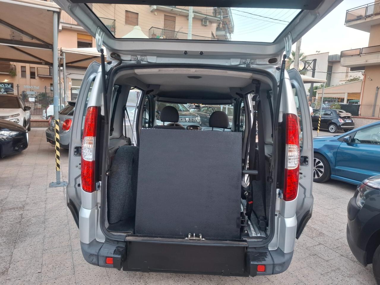 Fiat Doblò - 1.4 Dynamic / disabili sedia a rotelle