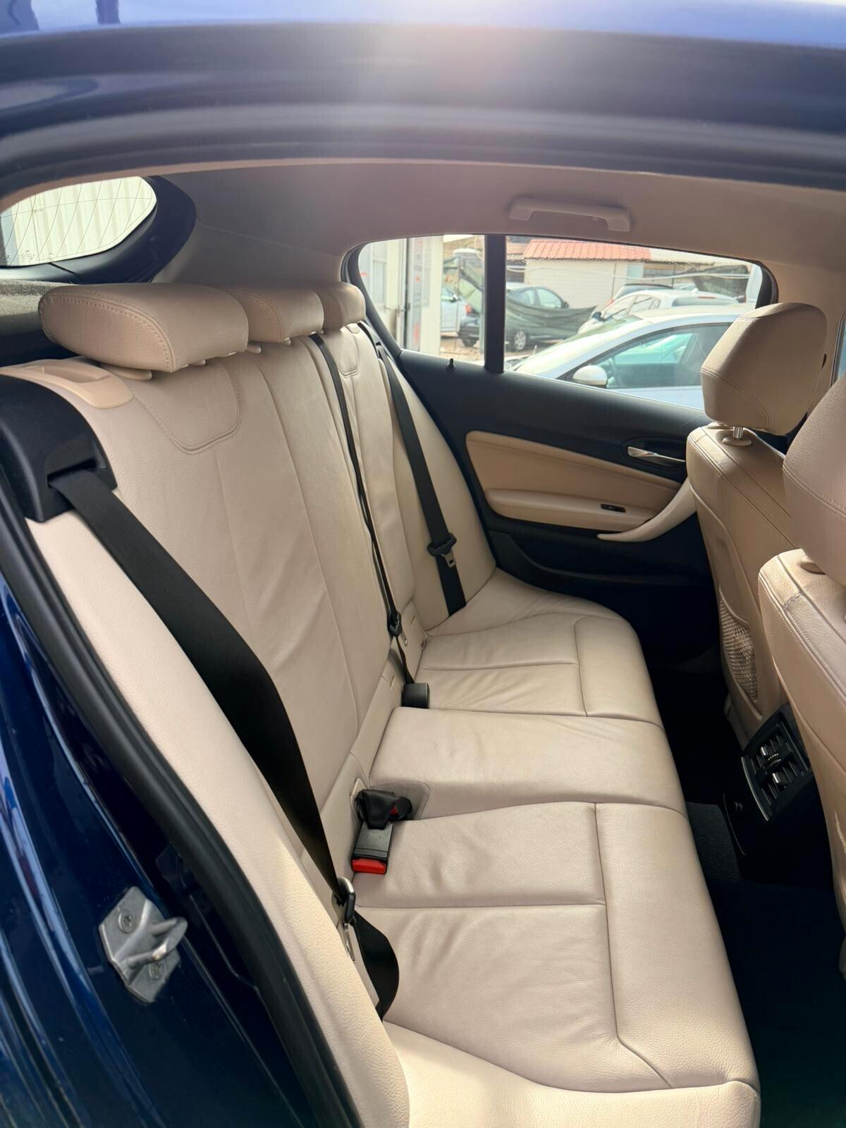 Bmw 120 120d 5p. Urban