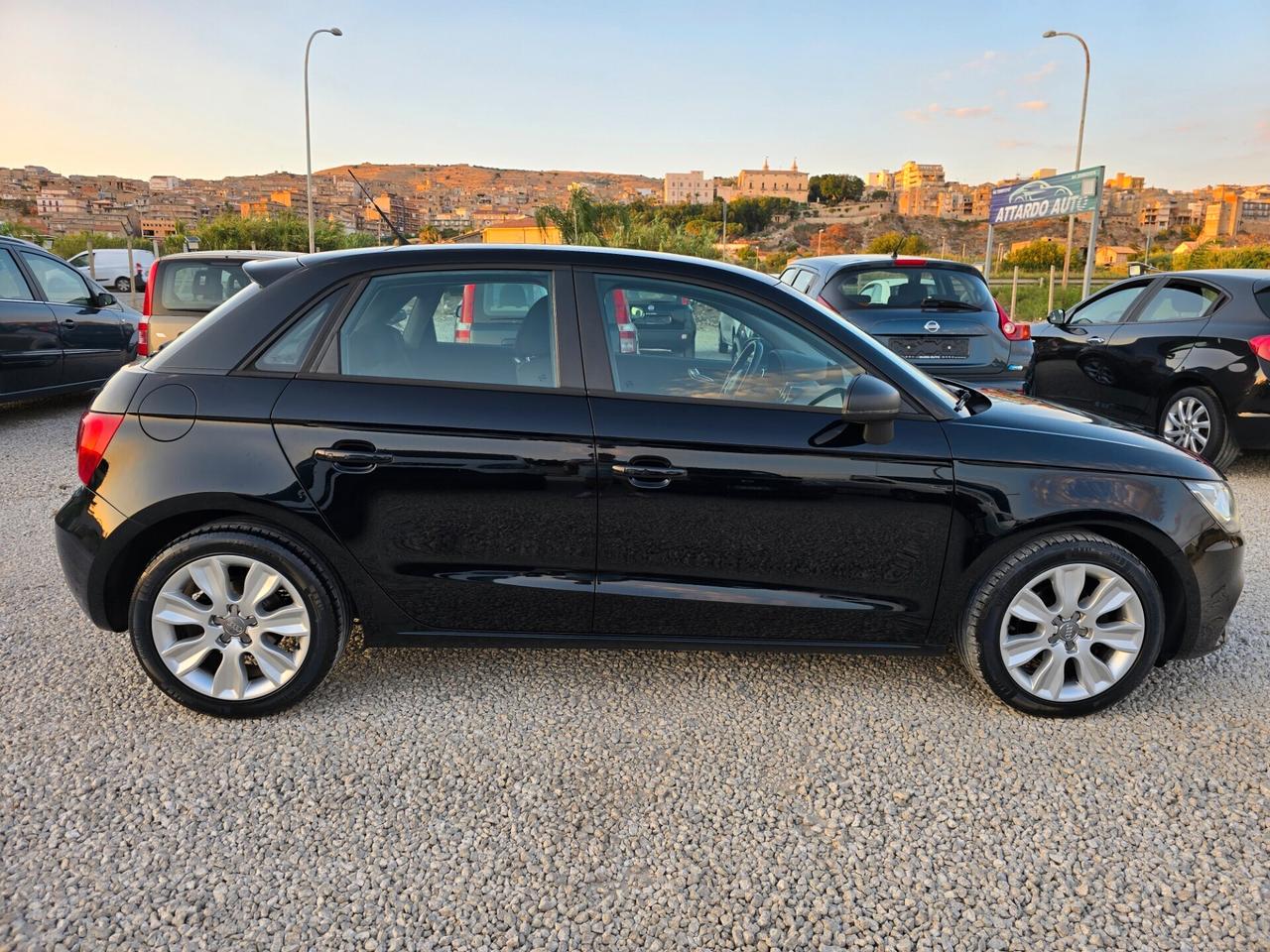 Audi A1 1.6 TDI Attraction