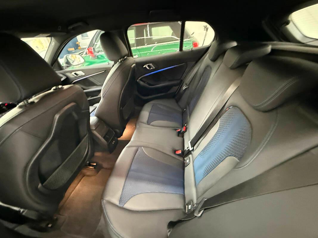 BMW Serie 1 BMW SERIE 118d Msport auto