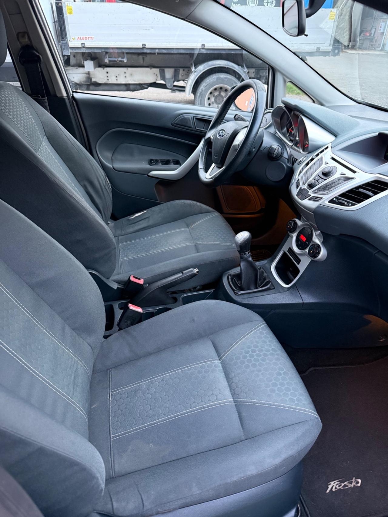 Ford Fiesta 1.2 82 CV 5 porte Titanium