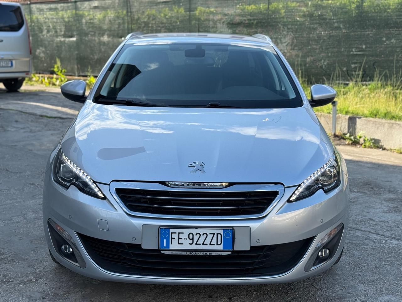 Peugeot 308 1.6 HDI DIESEL EURO 6B 2016 FULL OPT
