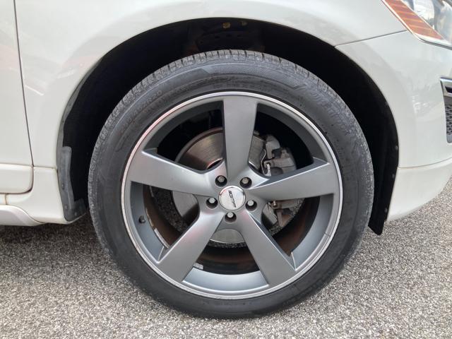 VOLVO XC60 DRIVe R-design