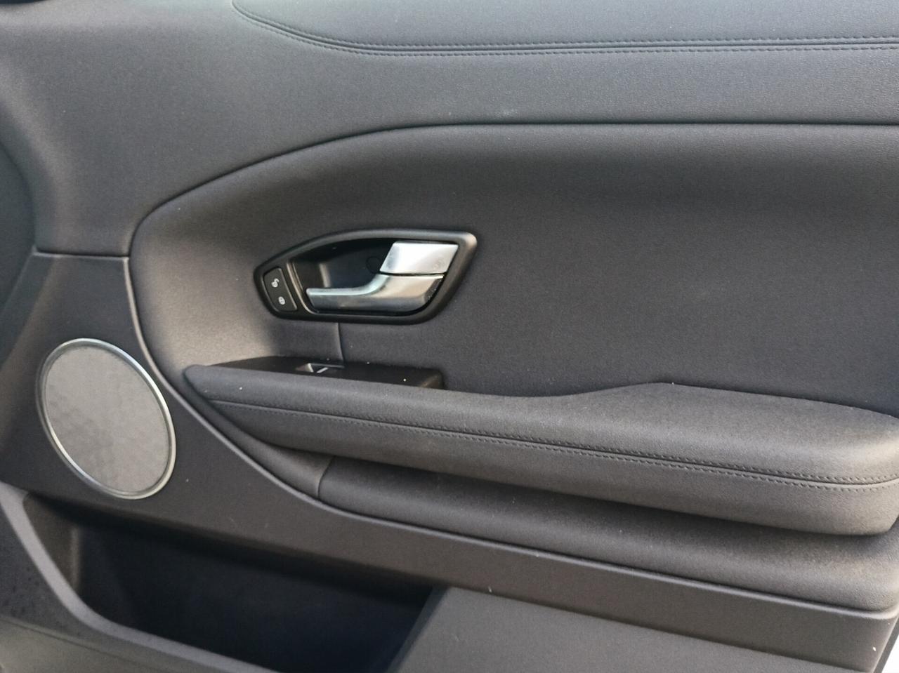 Land Rover Range Evoque 2.0 TD4 150 CV 5p. SE