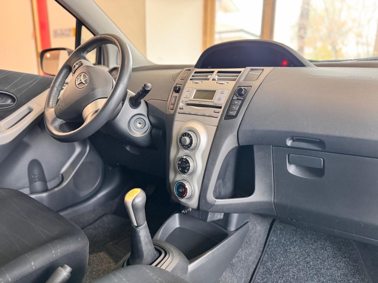 Toyota Yaris 1.3 5 porte