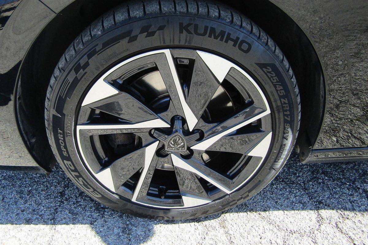 PEUGEOT 308 Plug-in Hybrid 180 e-EAT8 Allure Pack