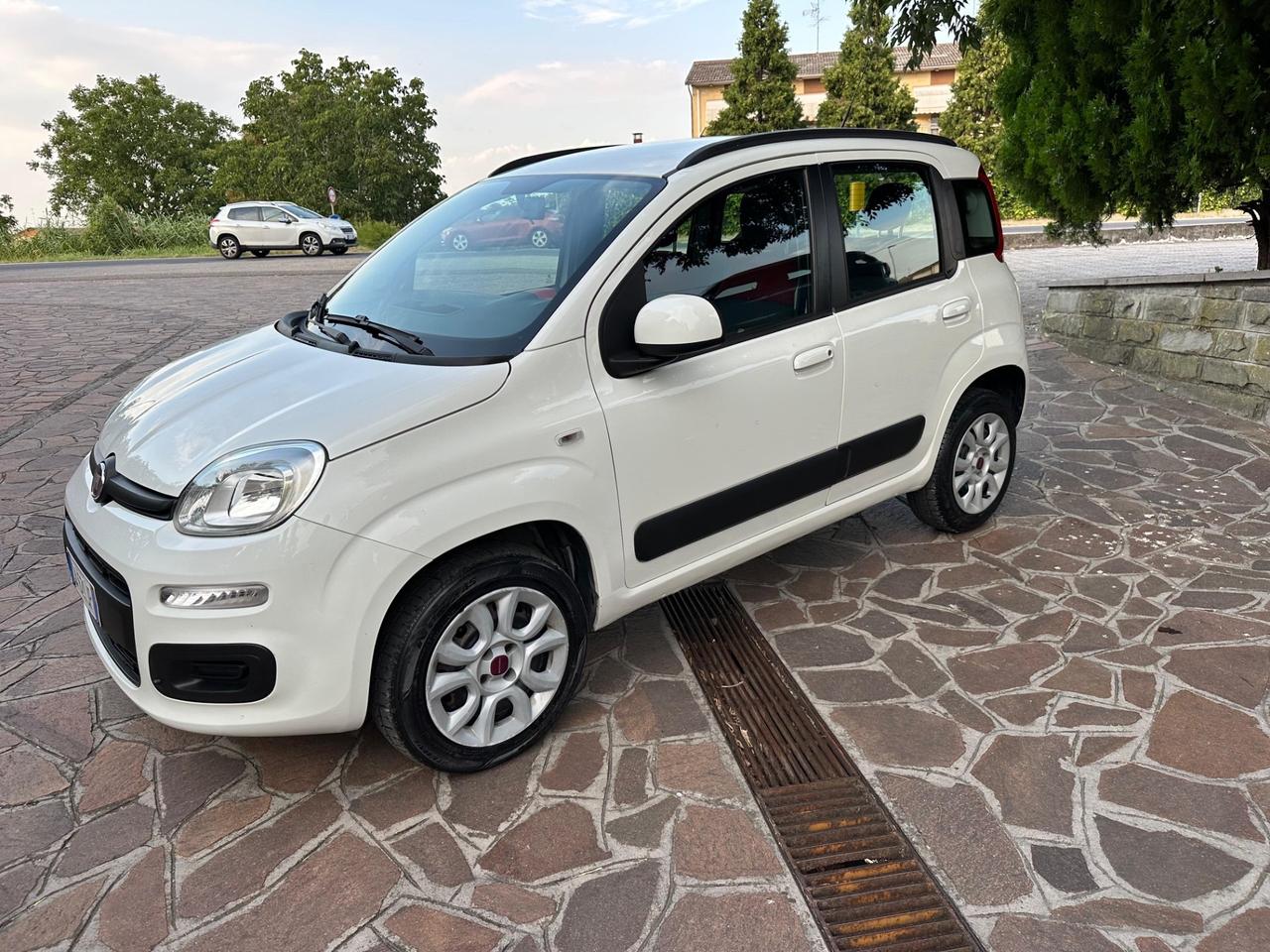 Fiat Panda 0.9 TwinAir Turbo Natural Power Lounge