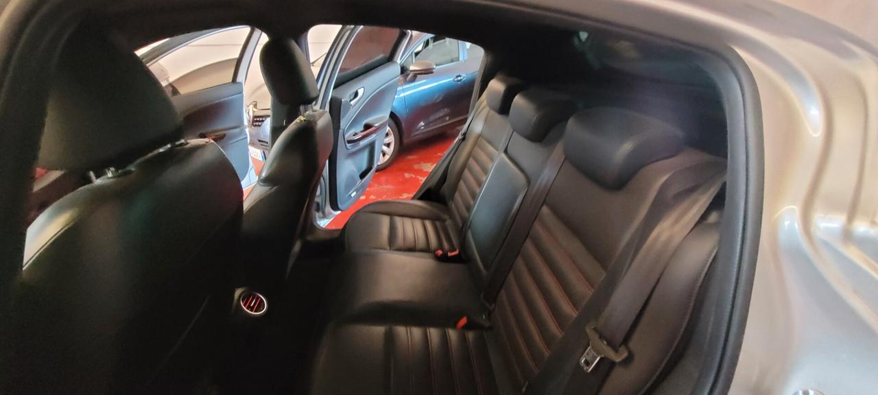 Alfa Romeo Giulietta 1750 TBi 235 cv Quadrifoglio Verde