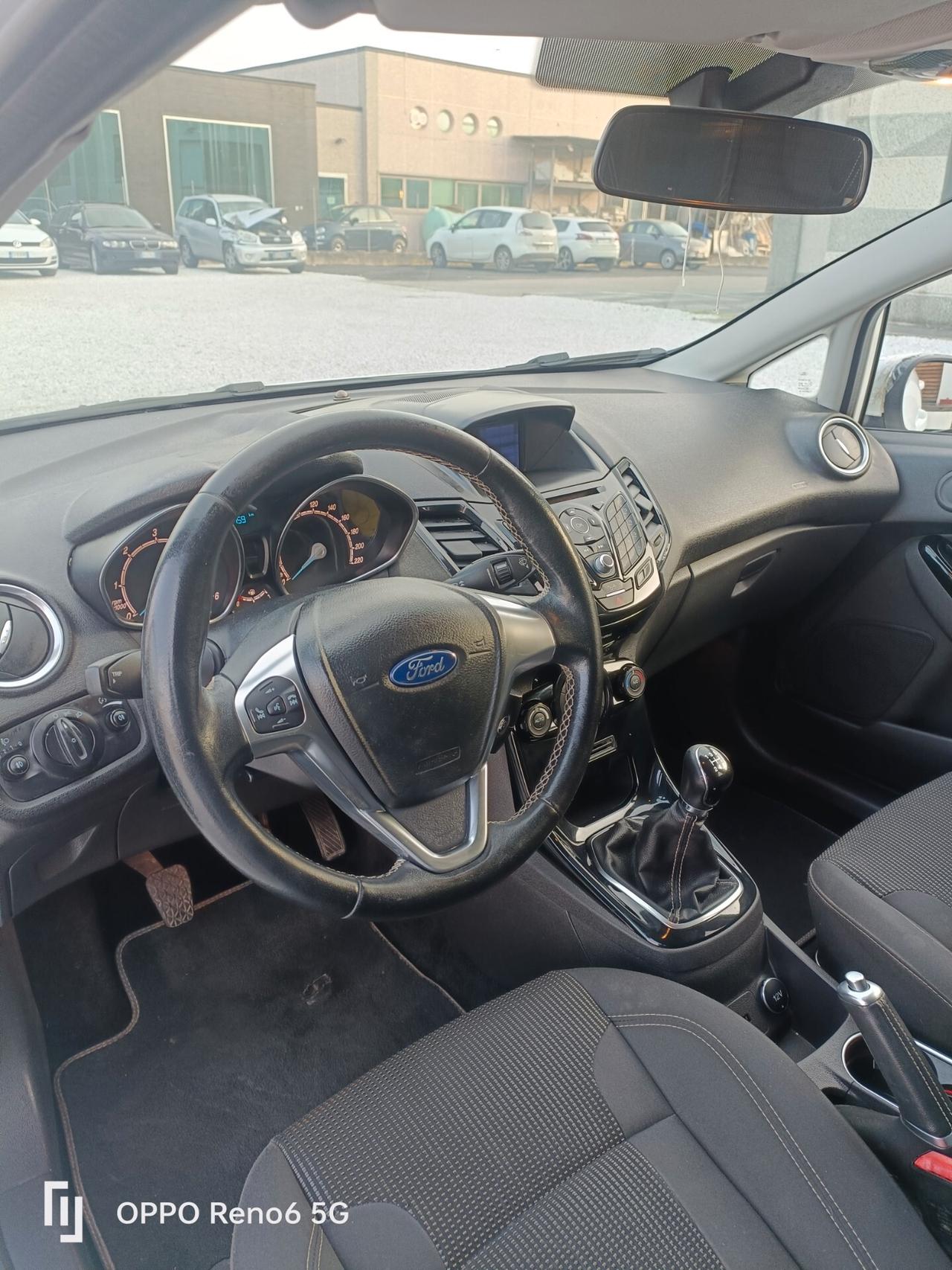 Ford Fiesta 1.5 TDCi 75CV 5 porte Titanium