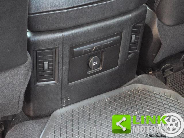 DODGE RAM 1500 5.7 HEMI V8 395 CV Automatic Gancio Traino