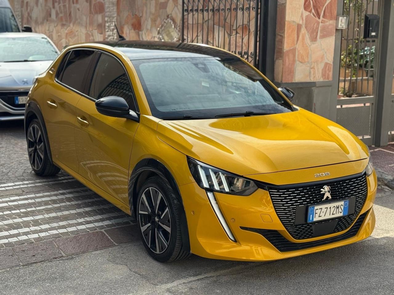 Peugeot 208 BlueHDi 100 S&S 5 porte GT Line