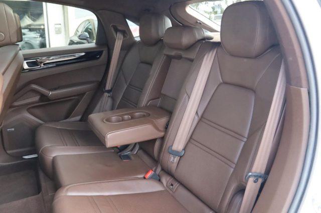 PORSCHE Cayenne Coupé 3.0 V6 Platinum Edition IVA ESPOSTA