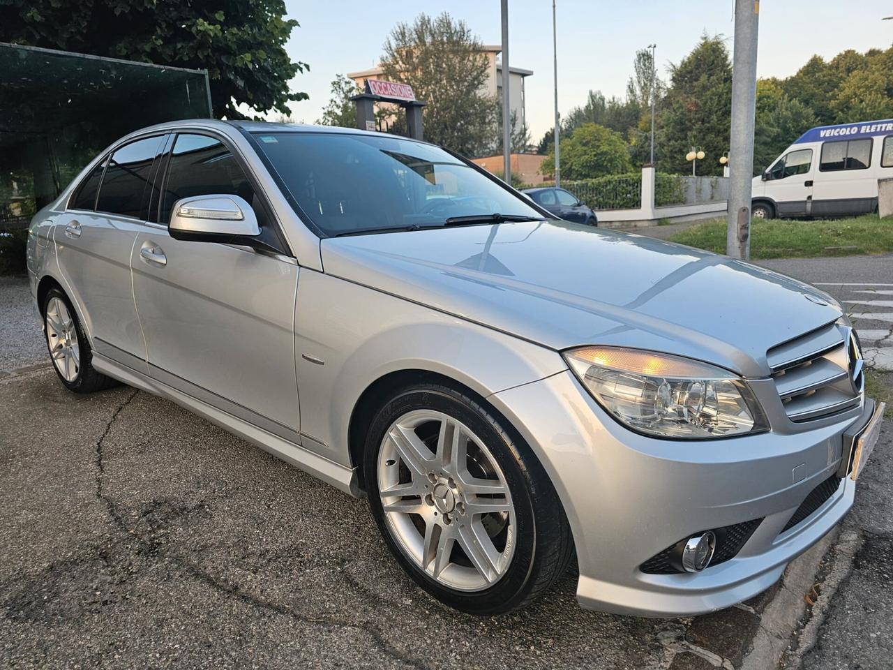 Mercedes-benz C 220 CDI 170cv Avantgarde AMG*Navi*17*Unipro*