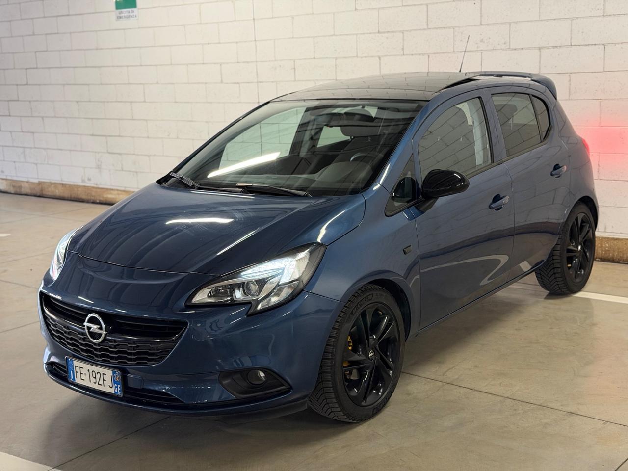 Opel Corsa 1.2 5 porte b-Color